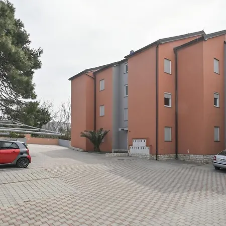 Lalee Apartment Novalja Exterior photo