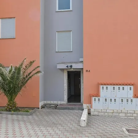 Lalee Apartment Novalja Exterior photo