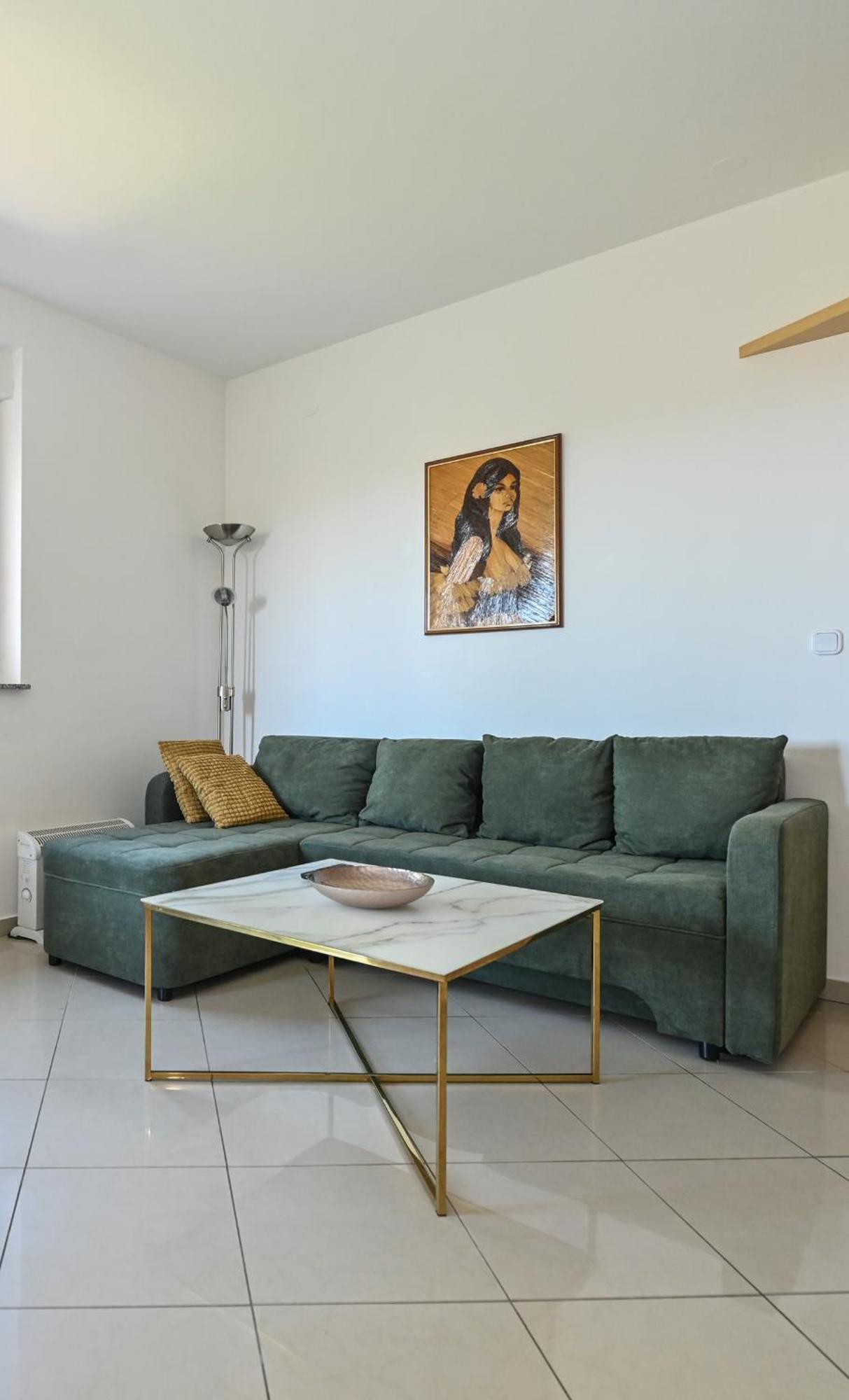 Lalee Apartment